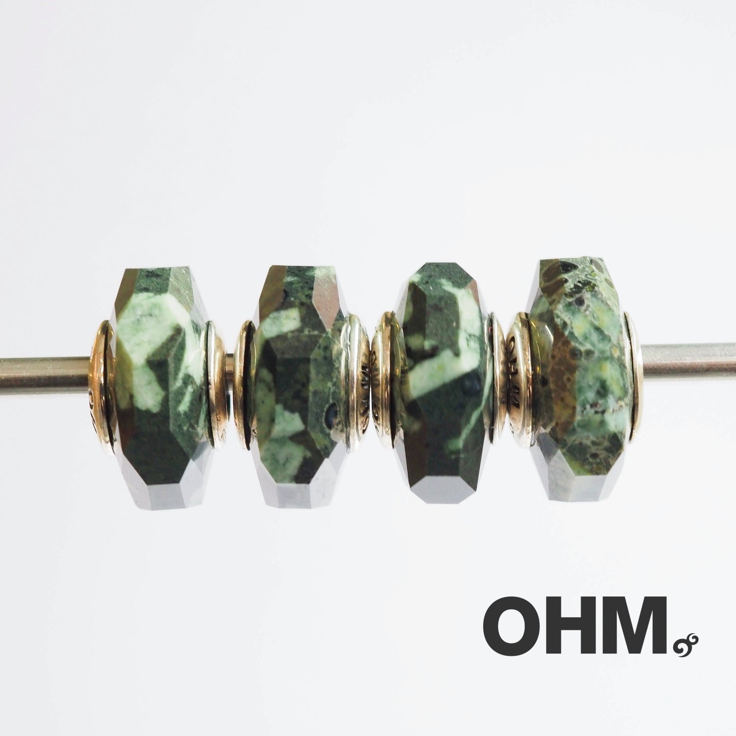 OHMnique - Abstract Aspects