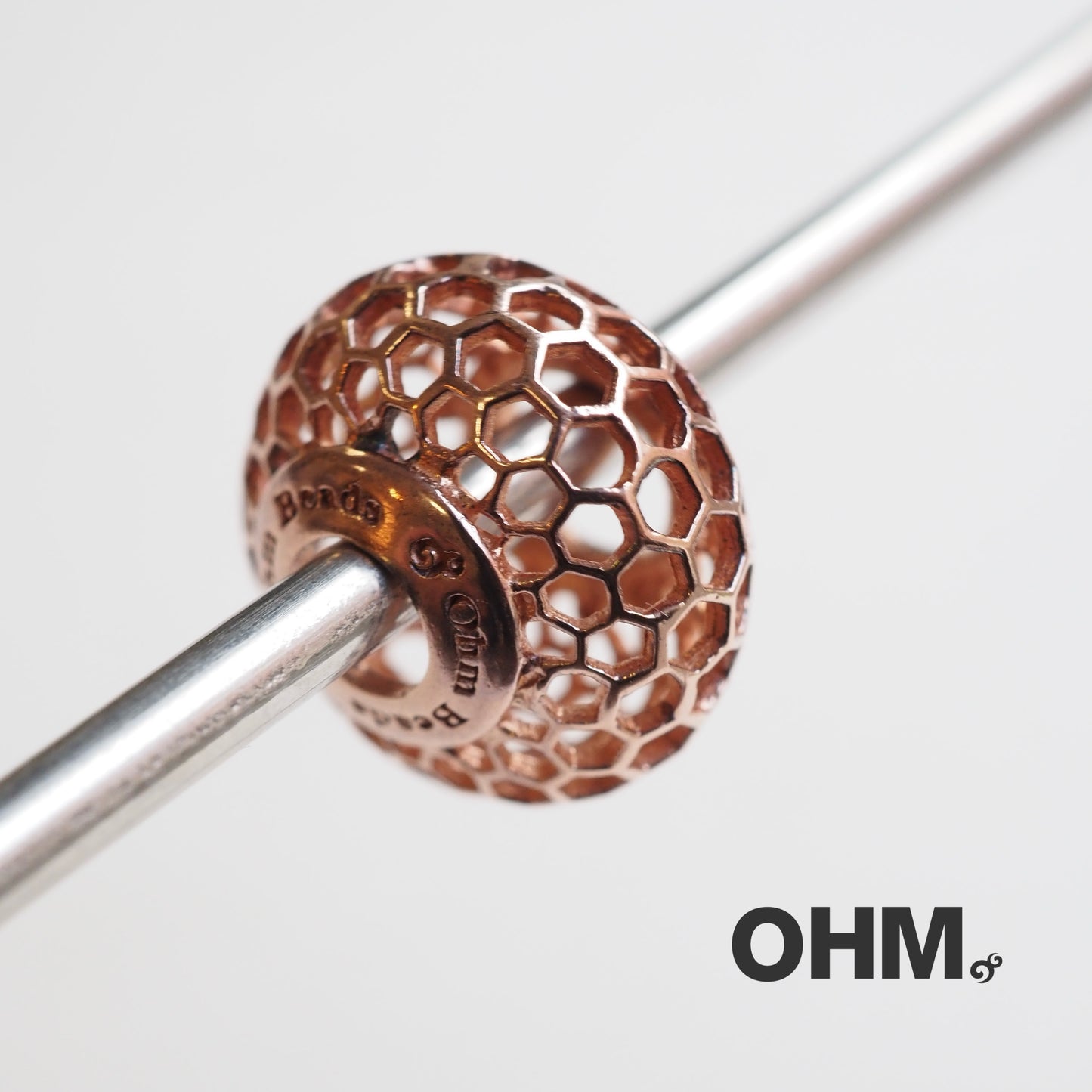 OHMnique - Hive Mind (Blush) - Last piece