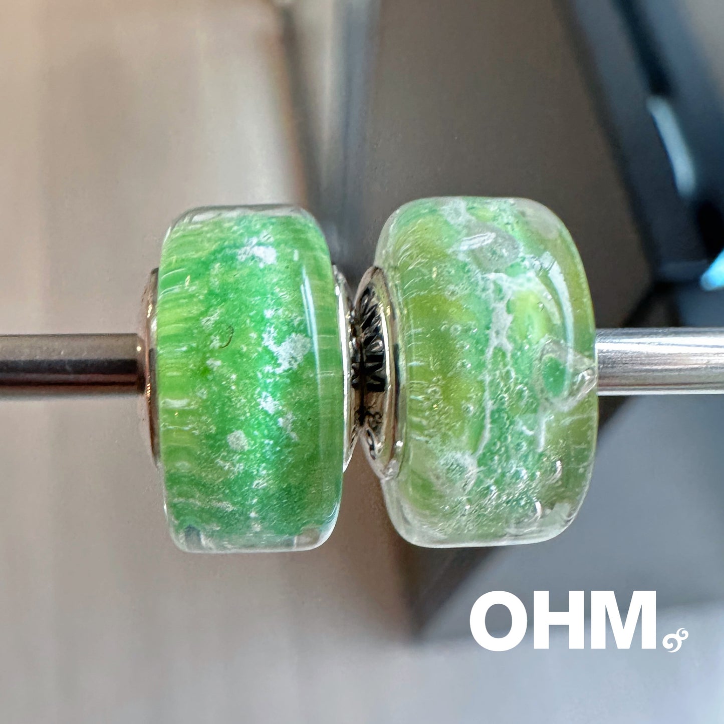 OHMnique - Glowing Moss