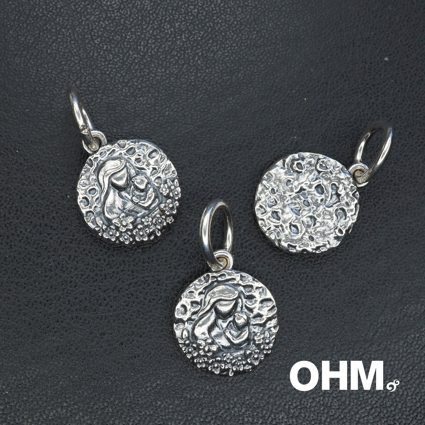 OHMnique -Mother Moon - pre order