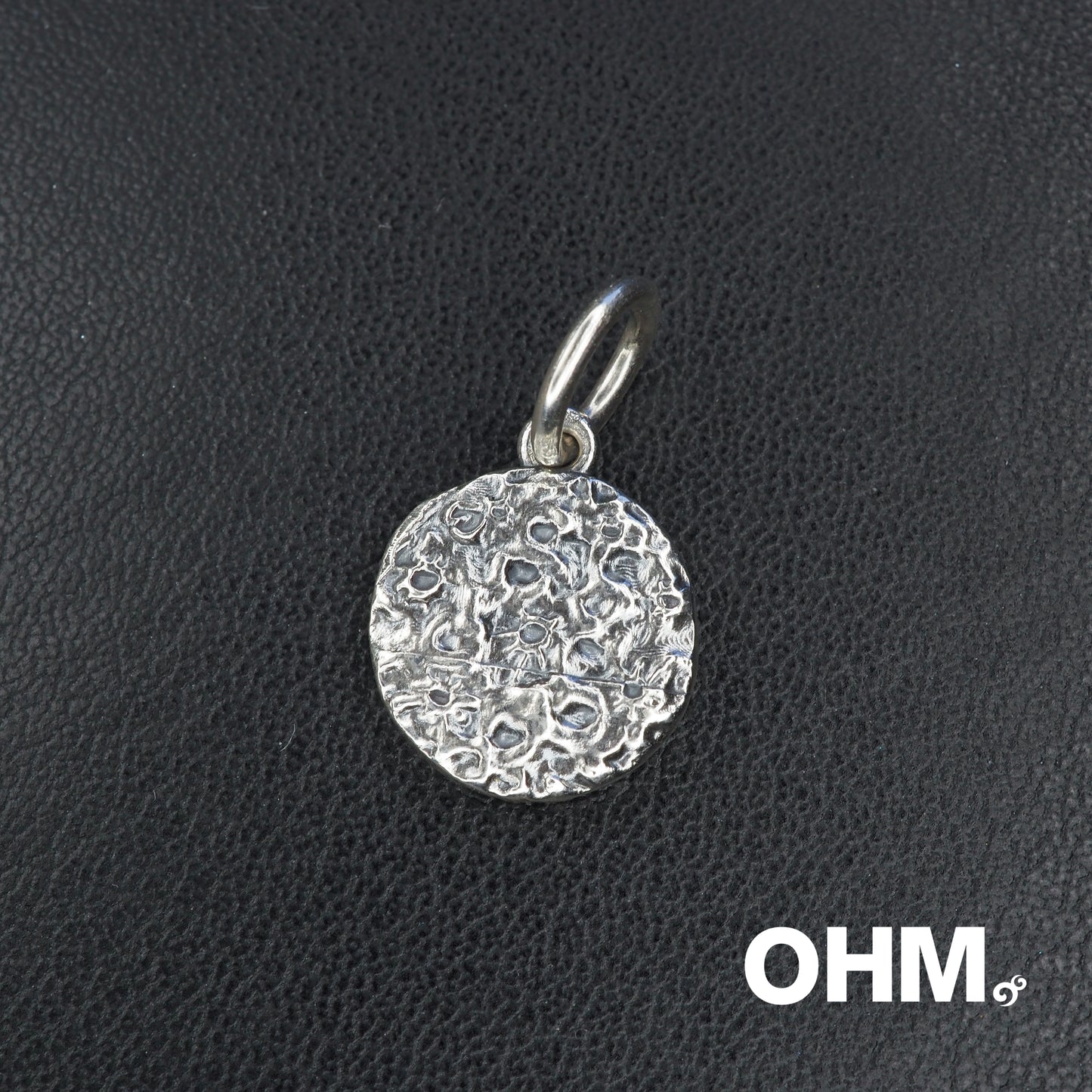 OHMnique -Mother Moon - pre order