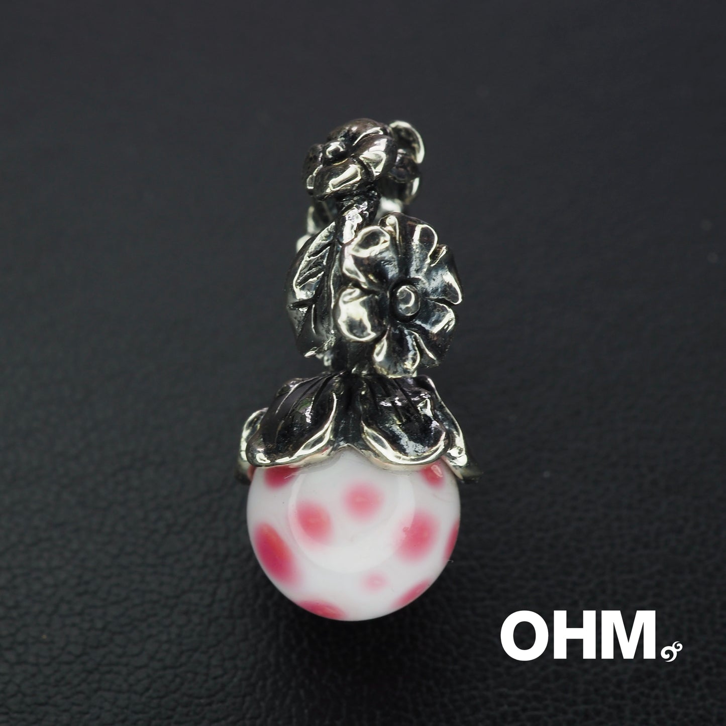 OHMnique - Hidden Flower - Pink Dots -last piece