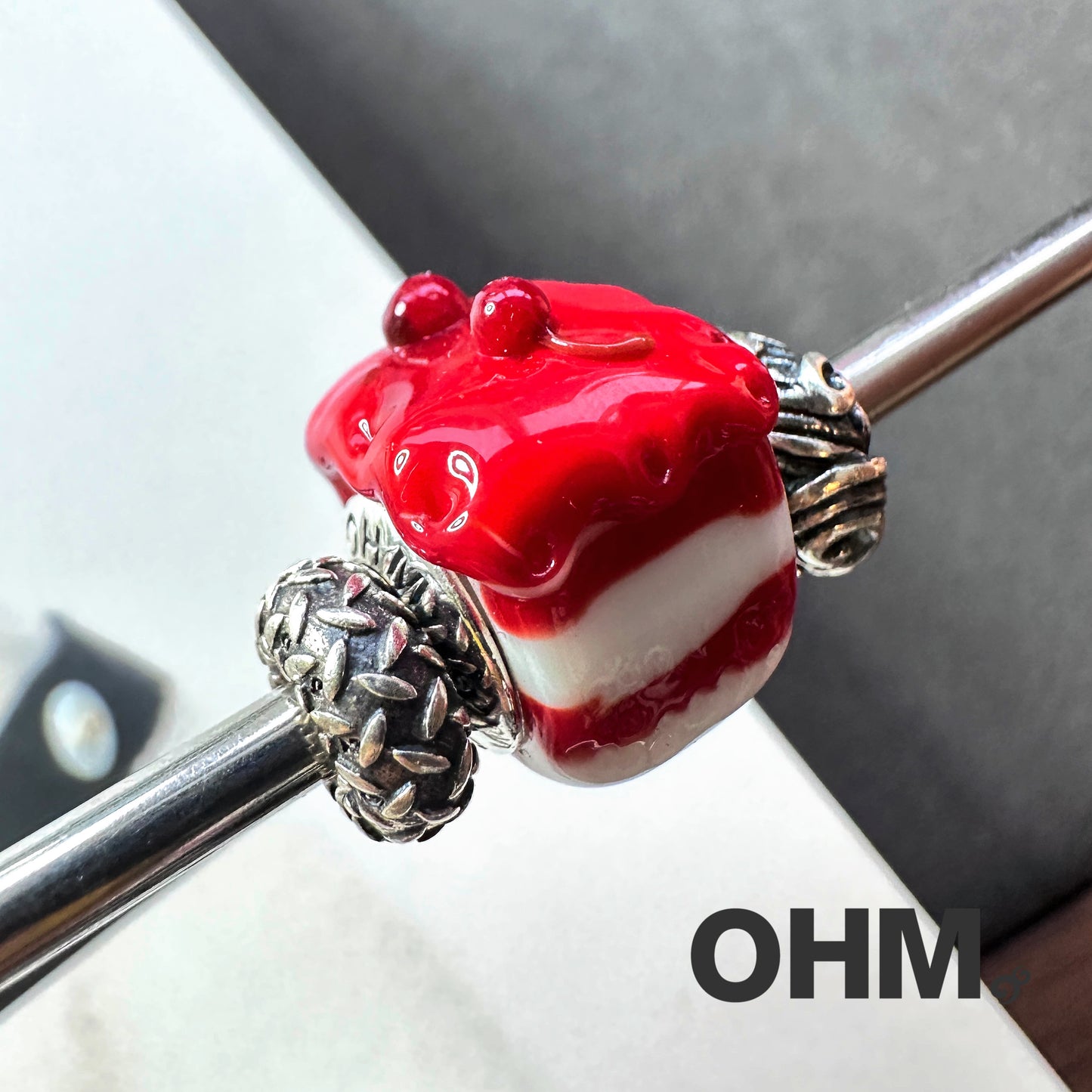 OHMnique - Glass Patisserie - Berry Delight - last piece