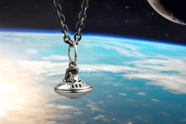 OHMnique - Unidentified Flying Friend - on stock - last piece