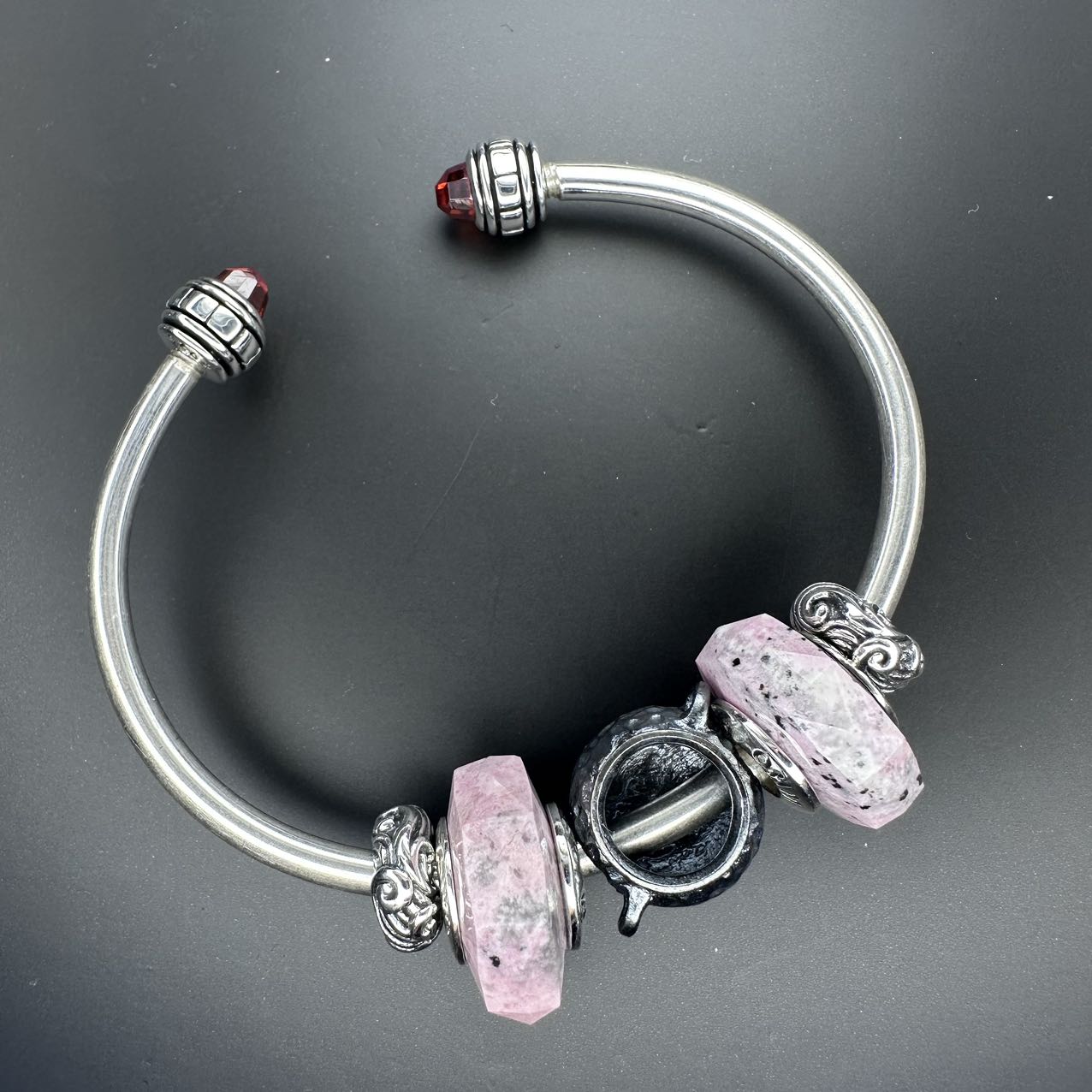 Ohmnique - Softness Touched ( Rhodonite ) - Only 2 pieces