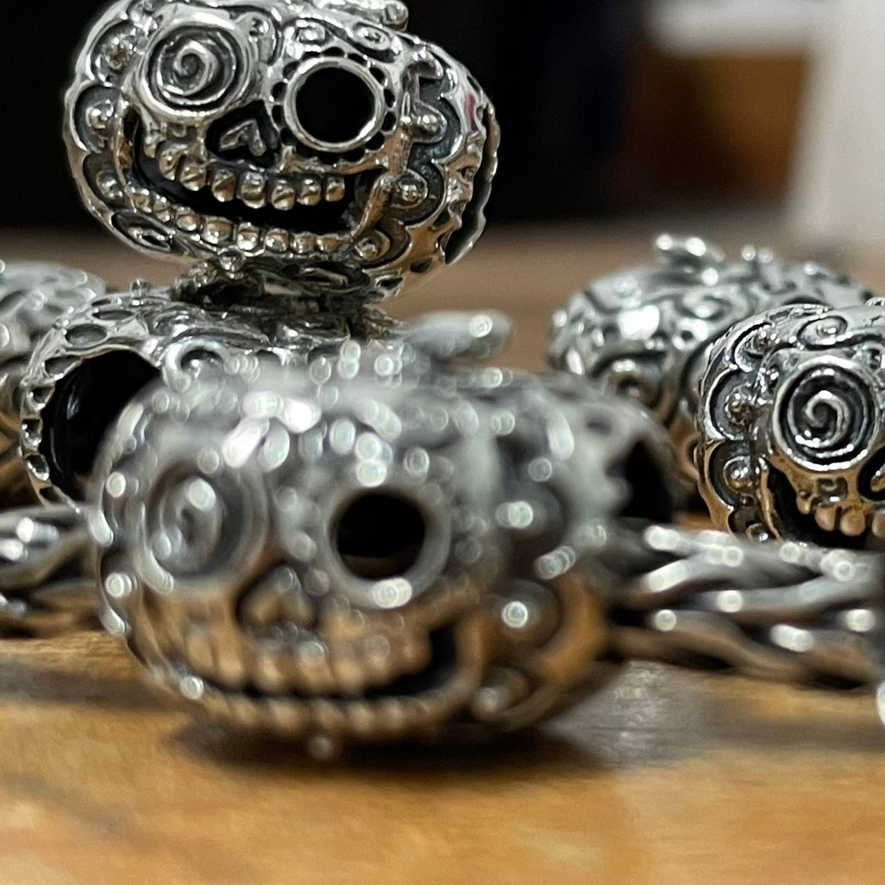 OHMnique - Deadhead 2.0 - on stock