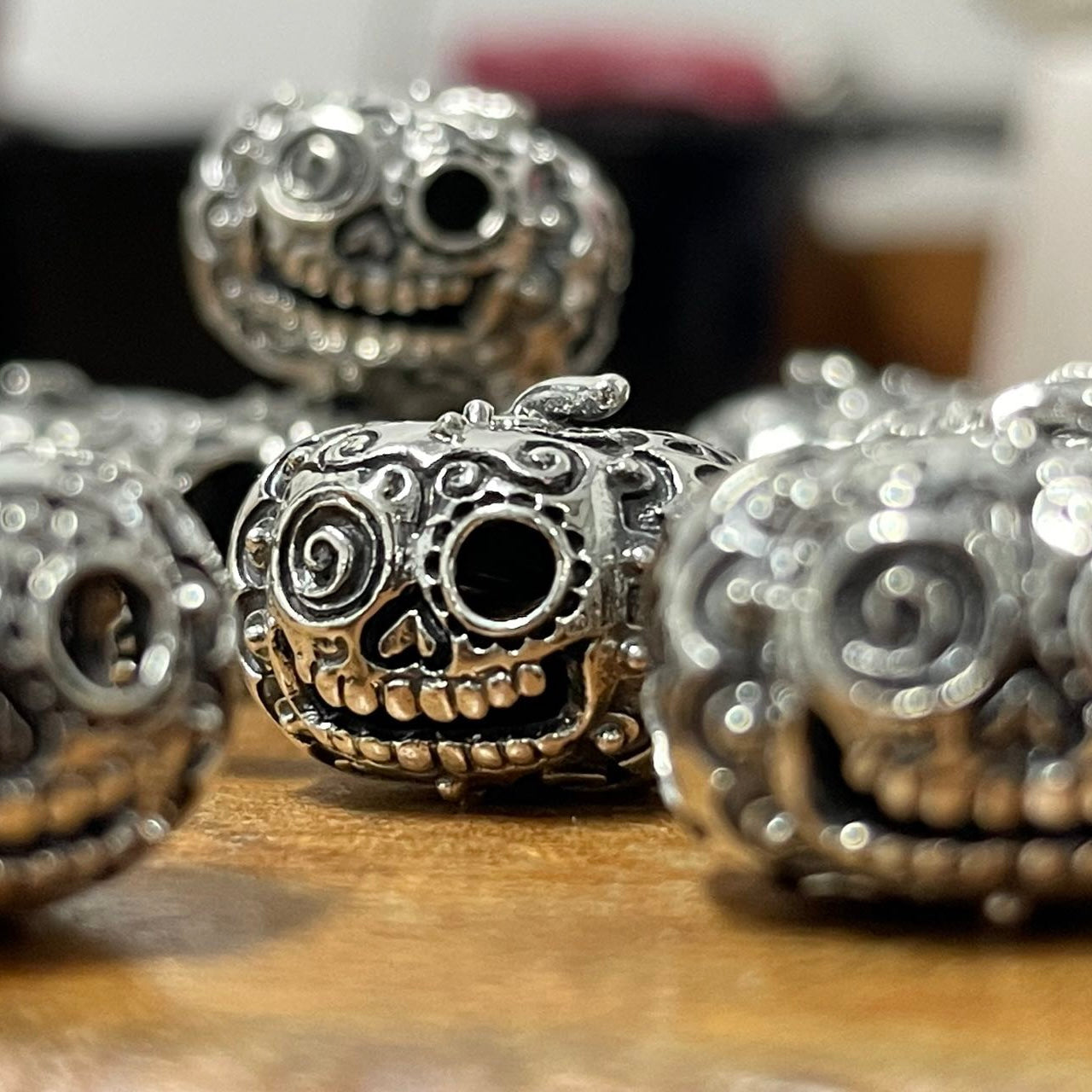 OHMnique - Deadhead 2.0 - on stock