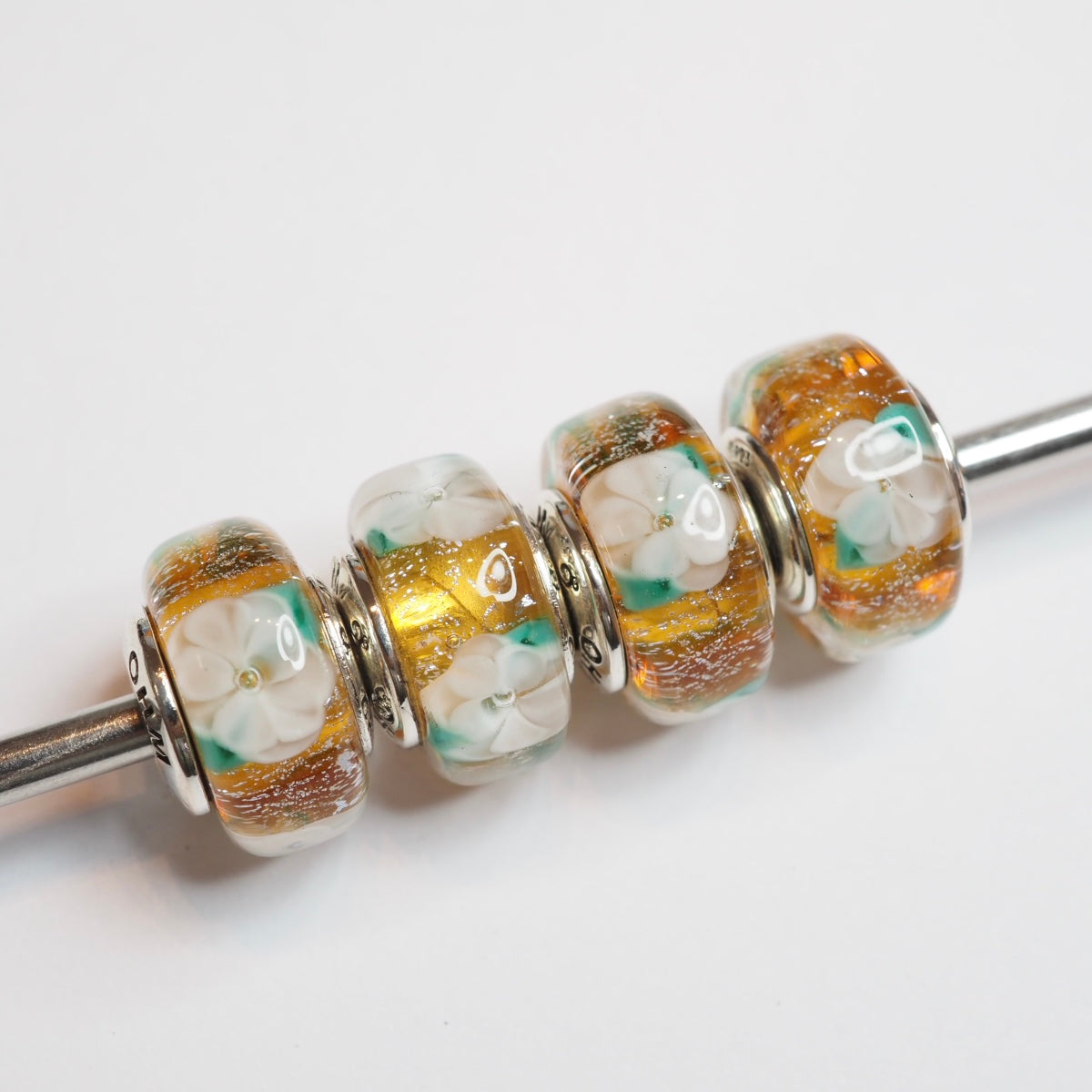 OHMnique Bloom over Autumn - last piece