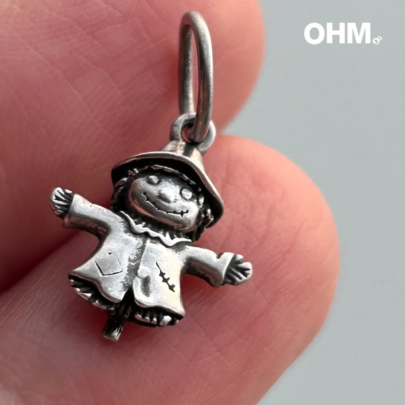 OHMnique - Crow Comrade