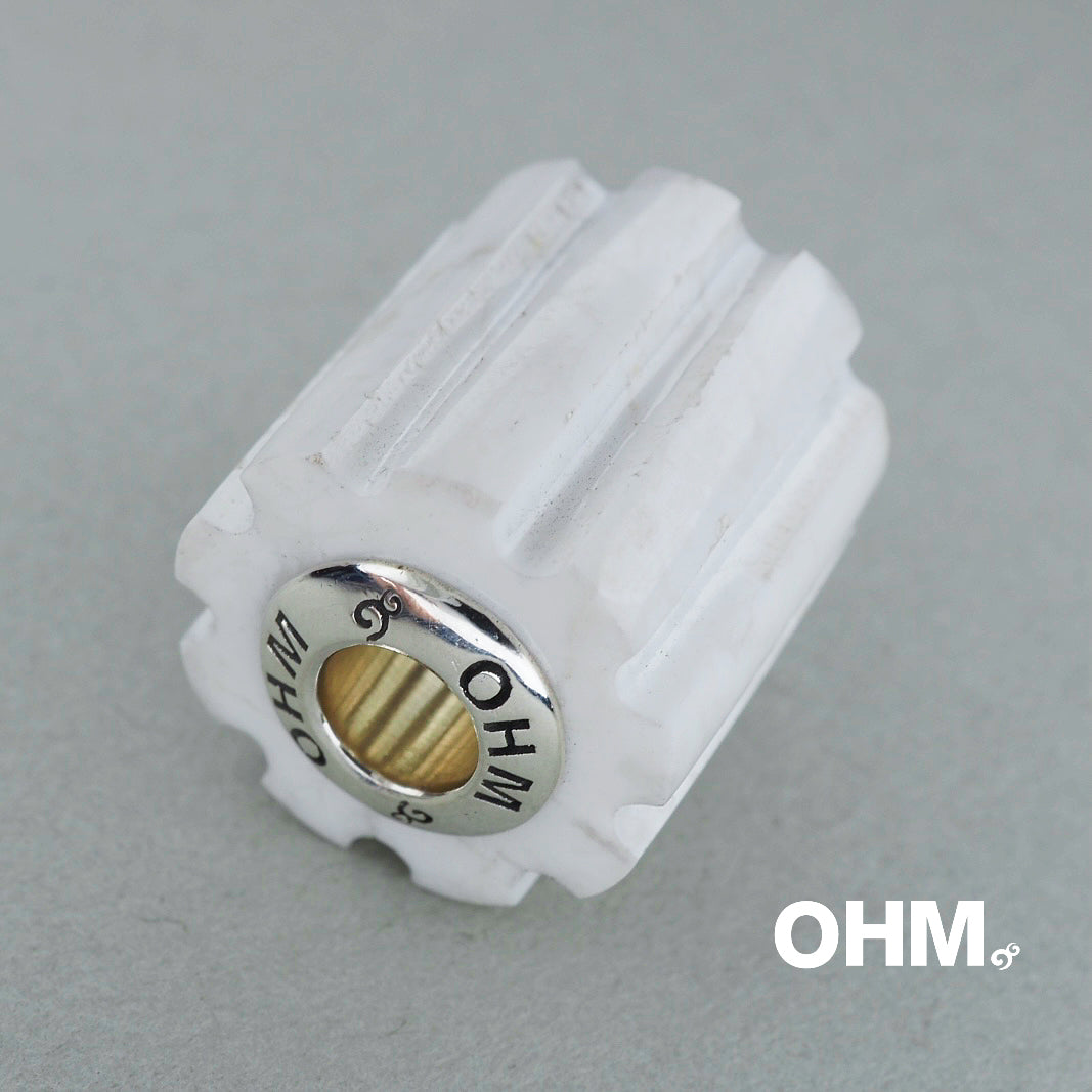 OHMnique - Column Howlite - last piece