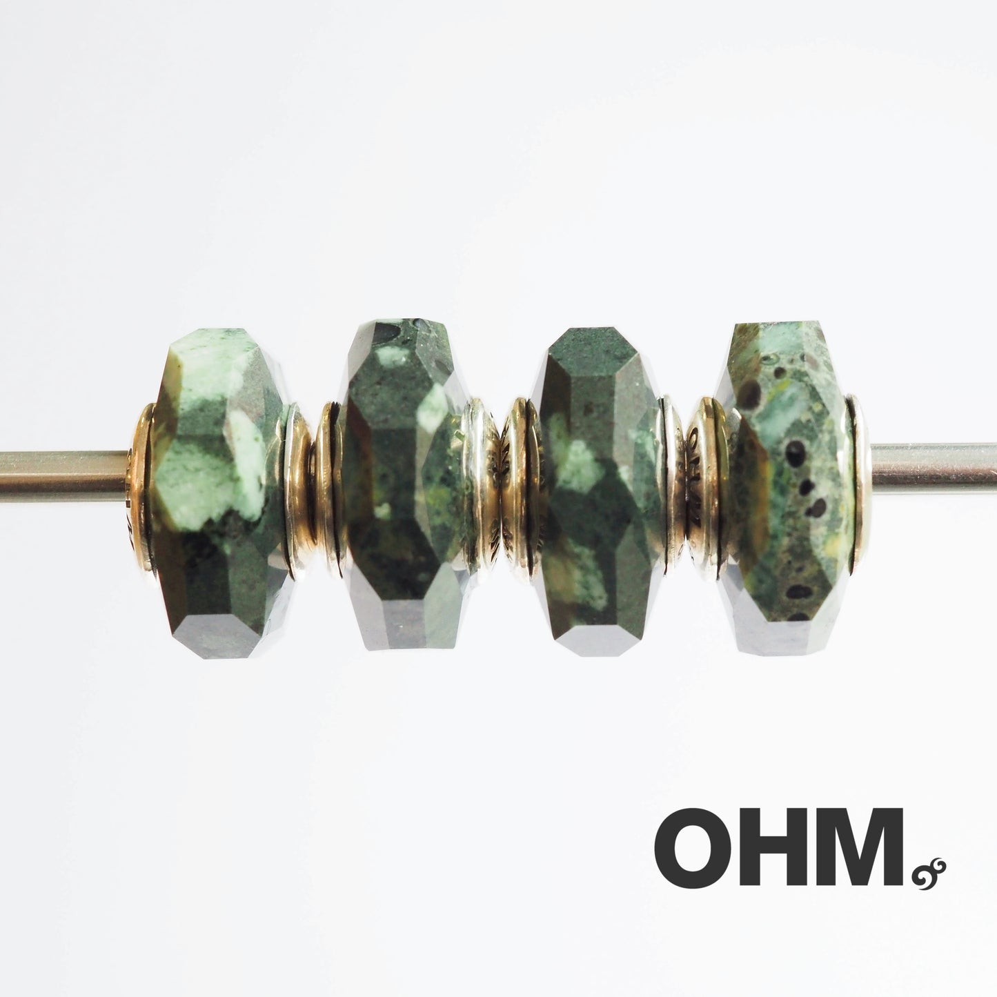 OHMnique - Abstract Aspects