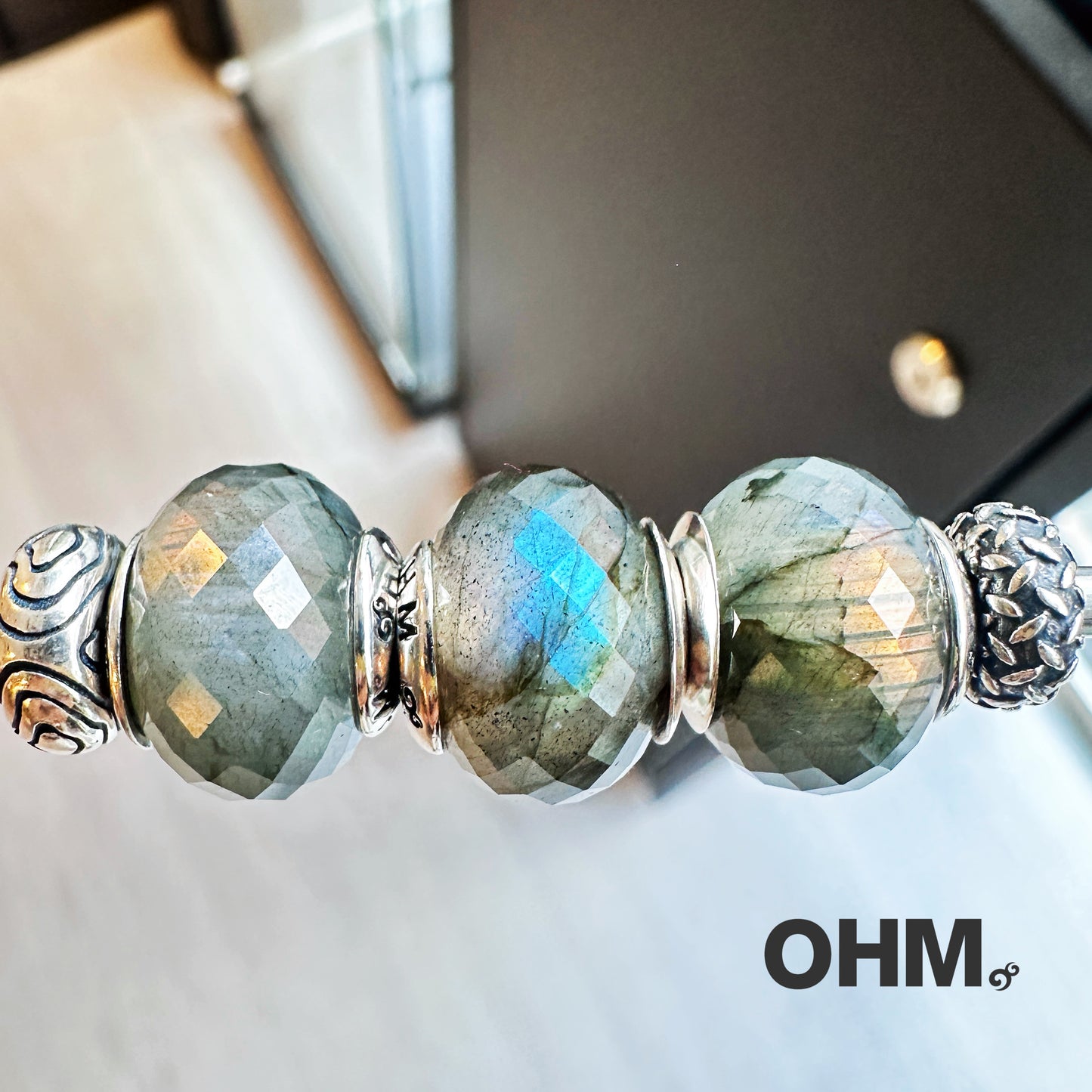 OHMnique - Phase Shift