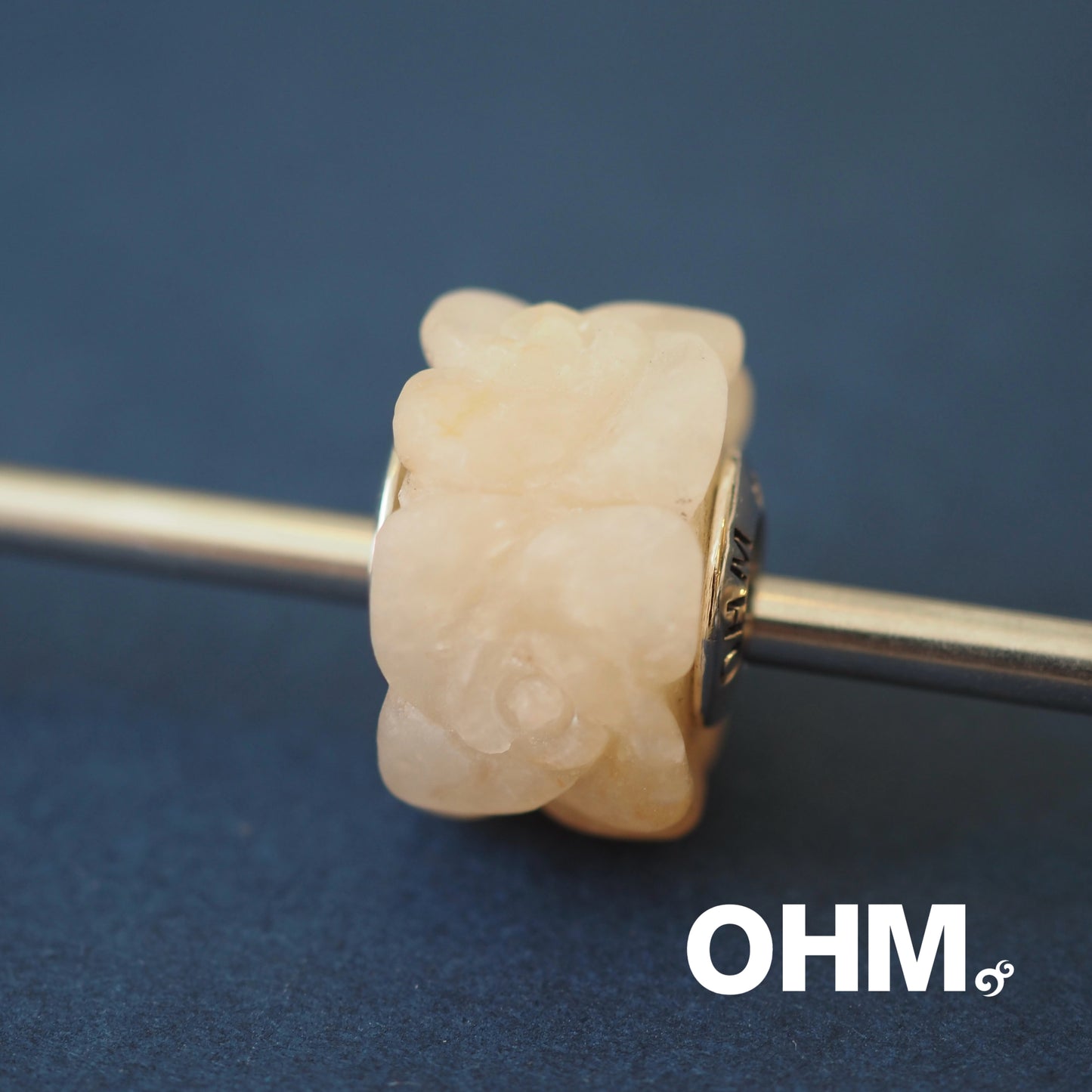 OHMnique - OROQ NO. 17 Silent Blossom White