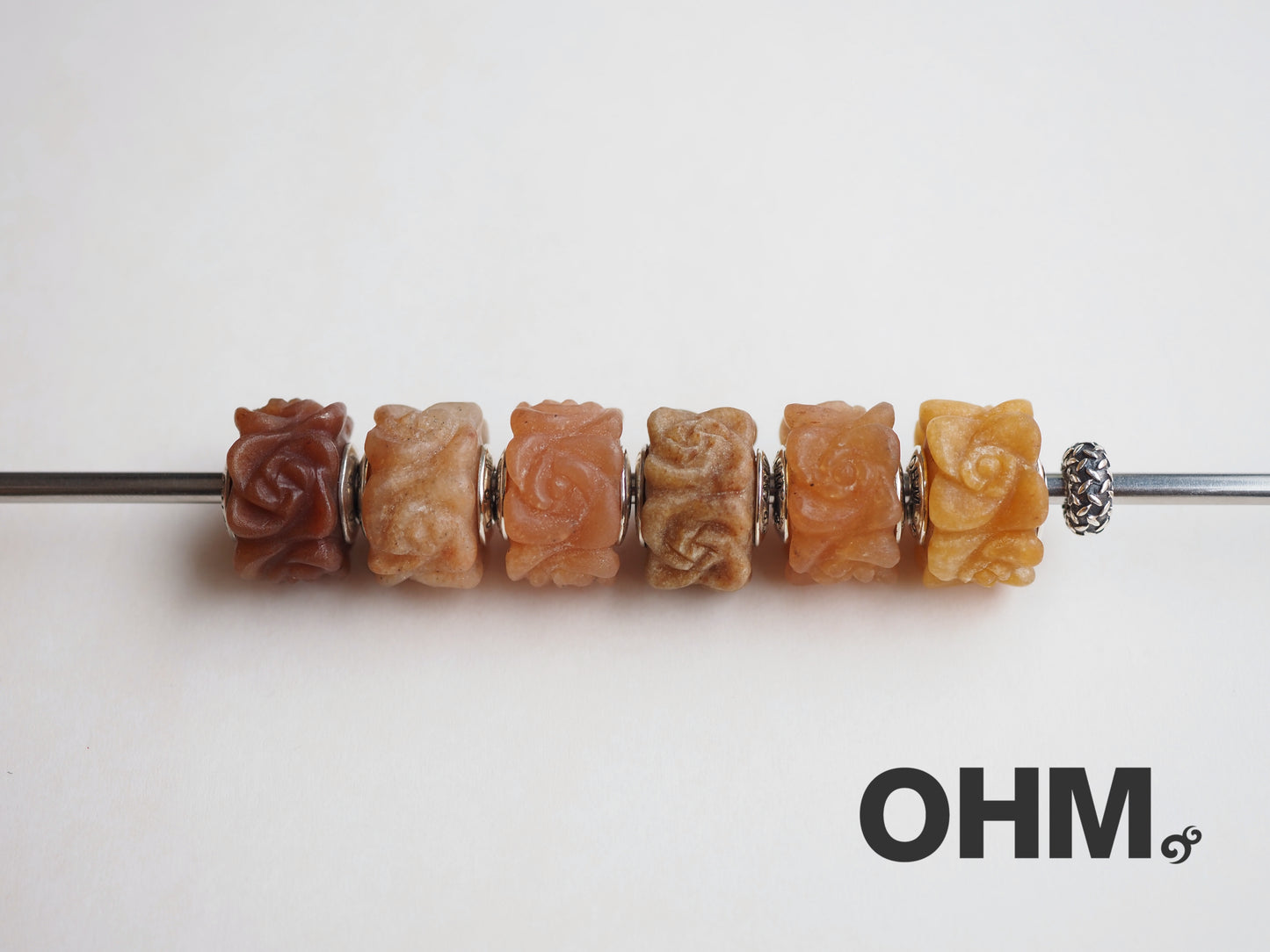 OHMnique - OROQ NO. 17 Silent Blossom