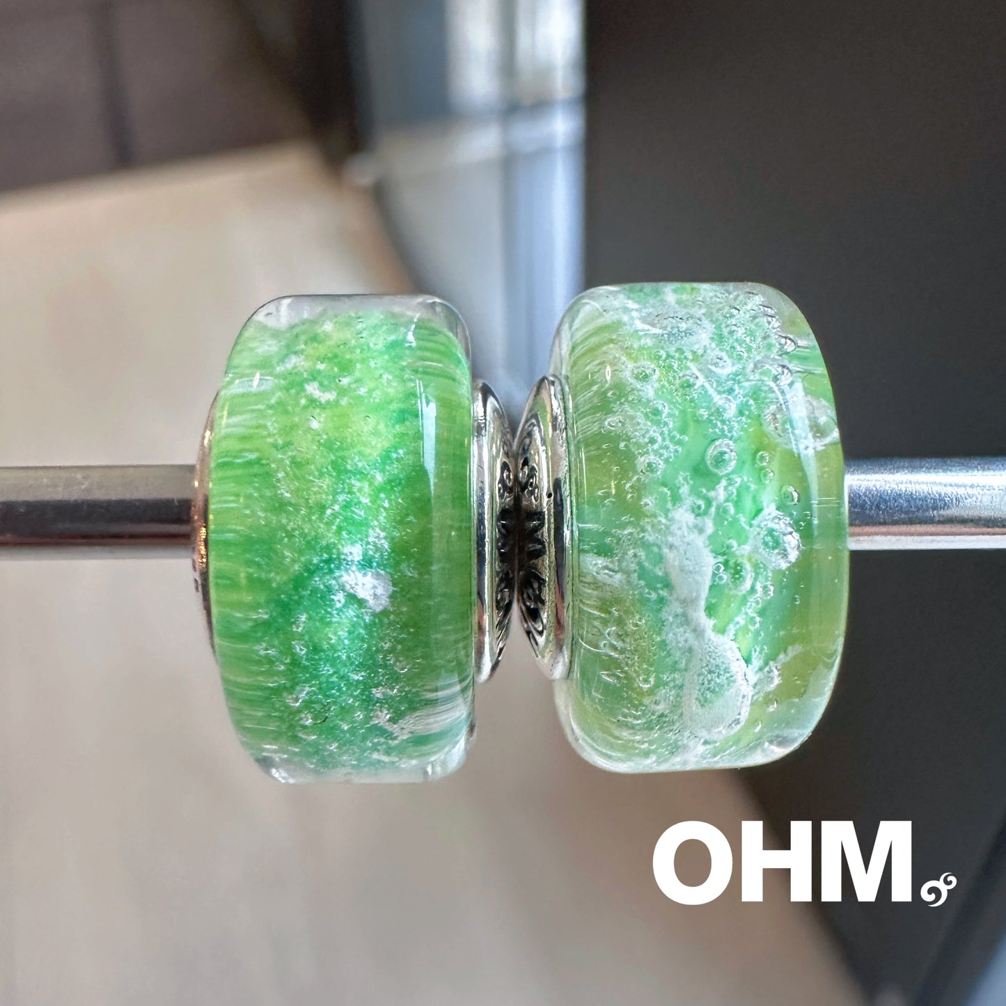OHMnique - Glowing Moss
