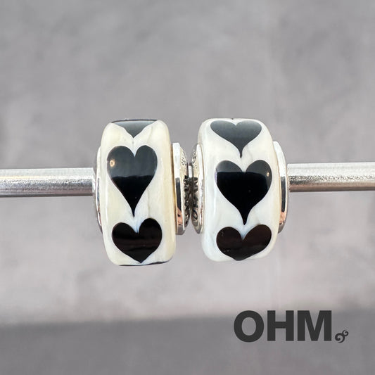 OHMnique - Black Heart
