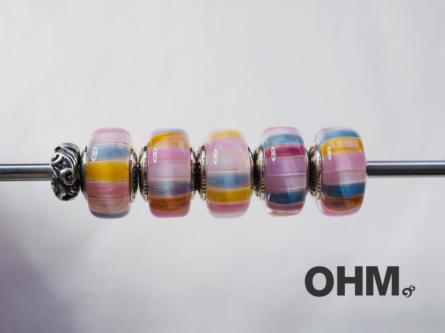 OHMnique - GOTM NO. 41 Polychrome Python